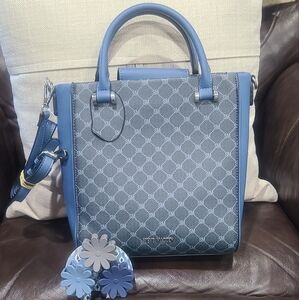 STEVE MADDEN navy multi BKIA shopper-NEW